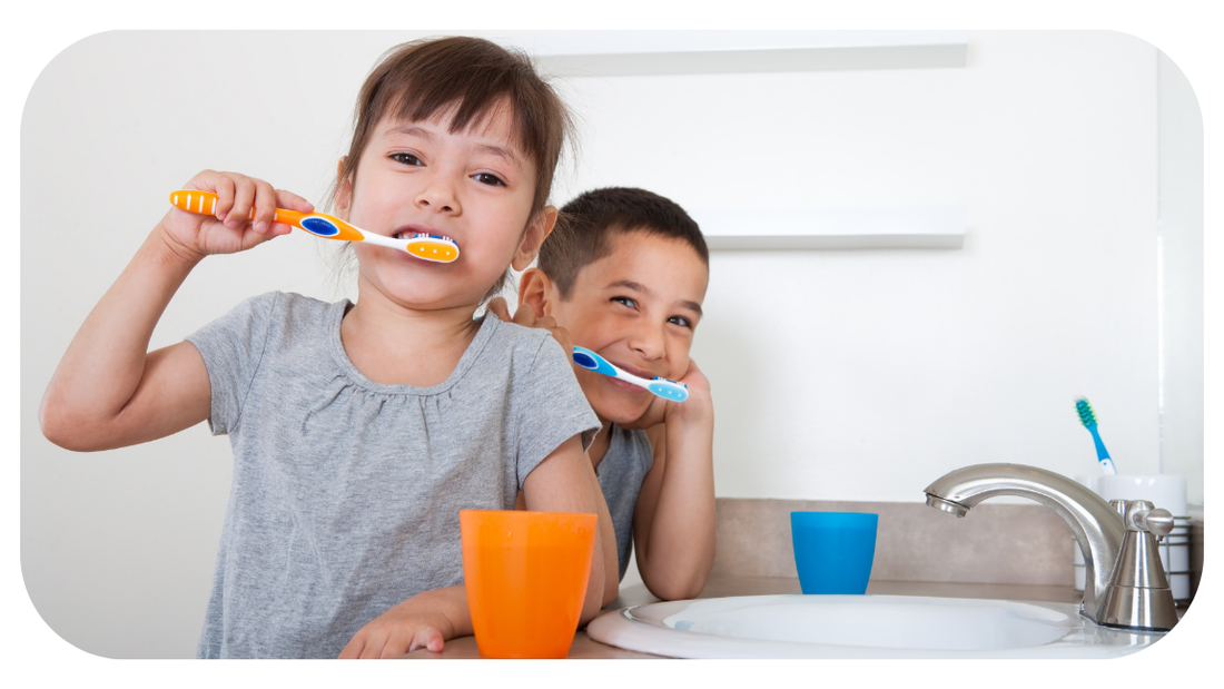 Two kids brushing their teeth incorrectly